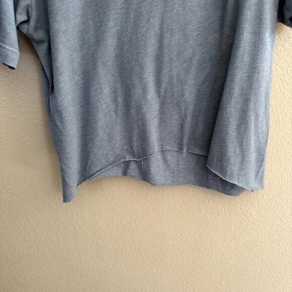 Levi's Blue Graphic T-Shirt Size Large - Picture 4 of 8
